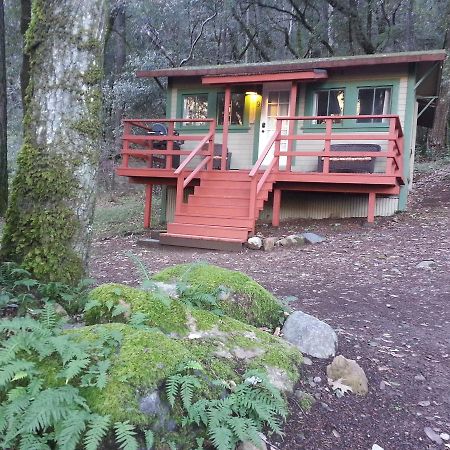 China Creek Cottages Willow Creek Екстер'єр фото